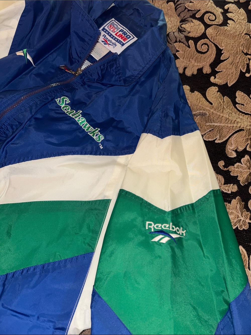 Seattle Seahawks Reebok Blue, Green & White Seahawks Zip Windbreaker Jacket - Picture 5 of 8
